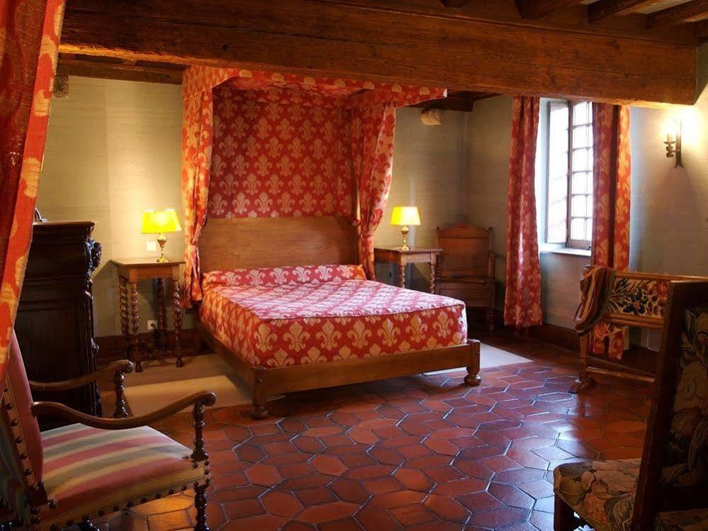 Hostellerie Du Vieux Pérouges Exterior foto